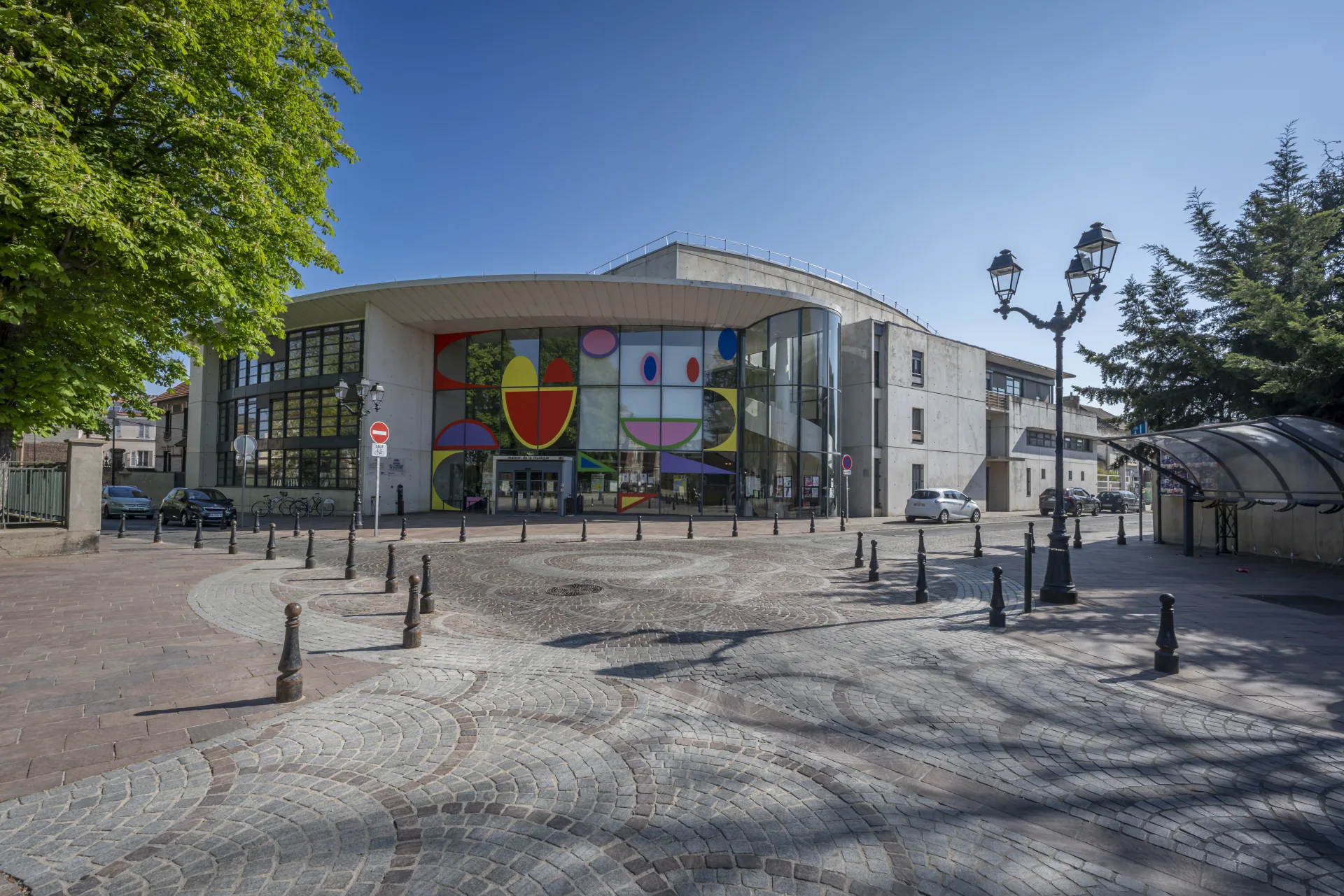 Plombier-chauffagiste spécialiste Frisquet à Nanterre